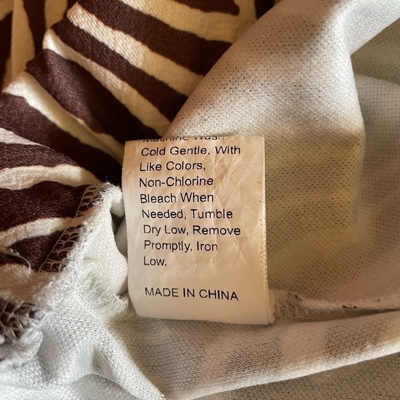 Shein zebra print wide leg pants - Picture 5 of 7